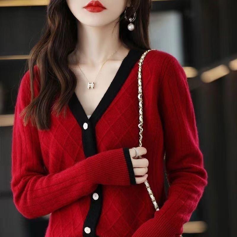 

New Autumn Winter Loose Knit Cardigan Women Fashion V Neck Casual Coat Korean Style Elegant Outerwear One Size червоний