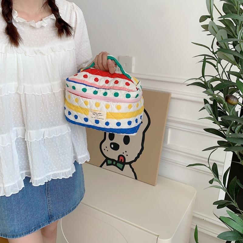 Colorful Dotted Makeup Organizers Bag Convenient Toiletry Organizers Bag Makeup Pouches for Sorting Small Belongings