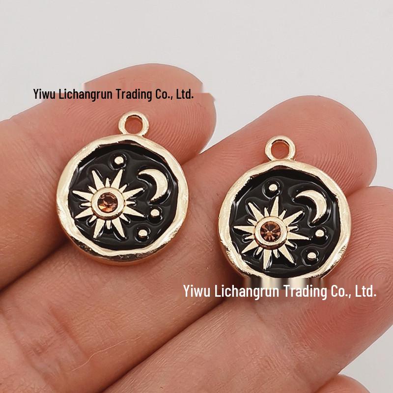 

Cross Tarot Zinc Alloy Pendant: Sun, Moon, Star Design for DIY Jewelry