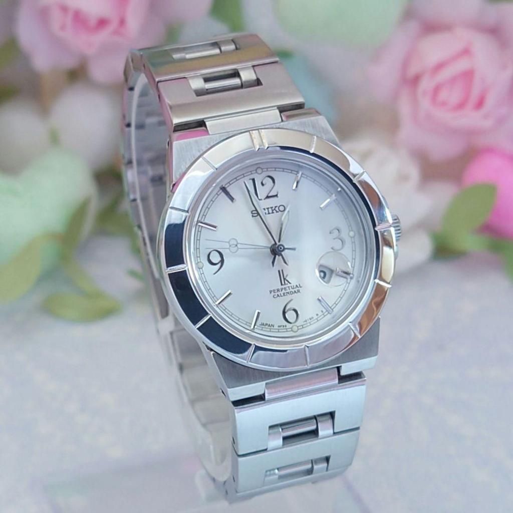 [USED] Price Reduced! SEIKO LUKIA Women's Watch 4F32 Silver