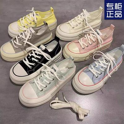Zapatos de lona casuales transpirables de verano nuevos con suela gruesa para aumentar la altura, versátiles para estudiantes femeninas, niños