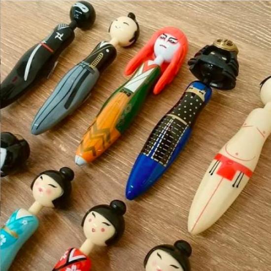 Noren Ballpoint Fun Stationery Pen of 5 for Men and Black Fun Cute Japanese Overseas Souvenir Pen, (Japen/Set Women), Knock-Type, Oil-Based, Ink,