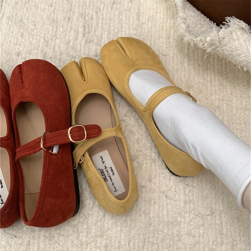 Fashion IPPEUM Women Ballet Flats Velvet Red Split Toe Shoes Buckle 2025 New Summer Mary Janes