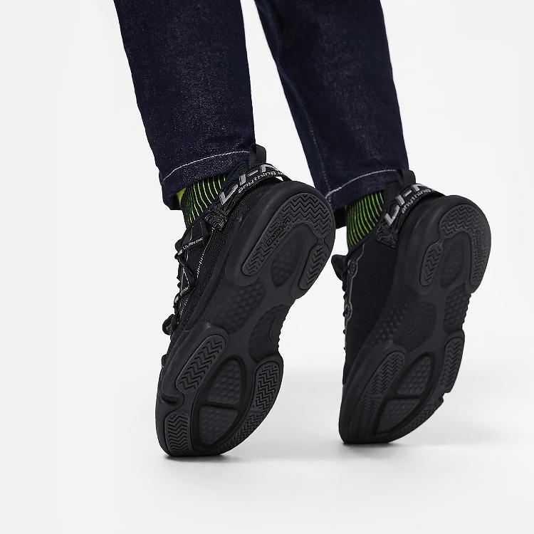 Li Ning Kids Sports Lifestyle Series Lingyue Shock Absorption Rebound Casual Shoes Kids Shoes Black YKCT106-5