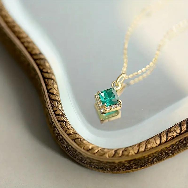 Huitan Princess Square Green Cubic Zirconia Pendant Necklace Fashion Contracted Design Women's Neck Accessories Wedding Jewelry