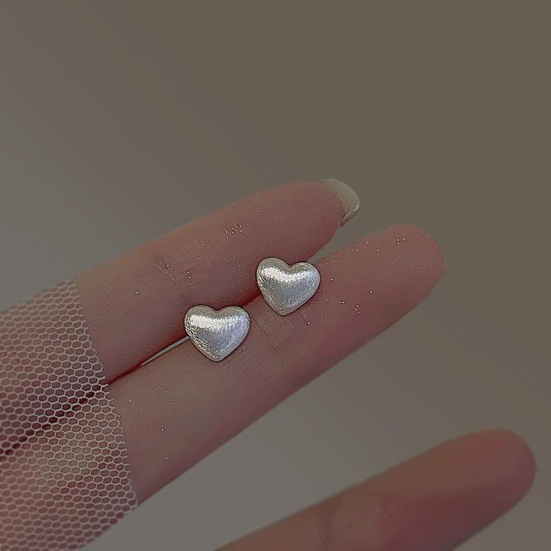 Love Brushed Stud Earrings New Light Luxury Niche Design High-end Retro Earrings