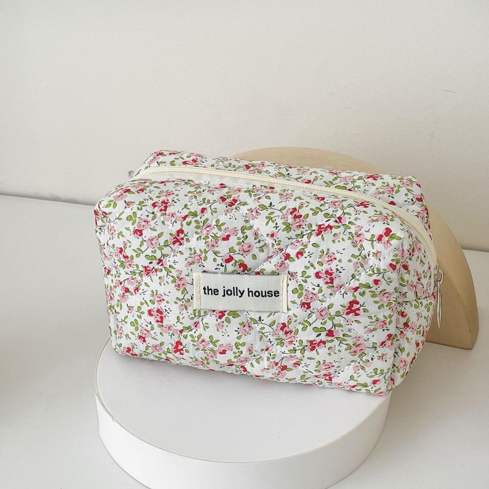 

Floral Toiletry Pouch Large Capacity Handbag Portable Cosmetic Organizer Pouch Travel red green
