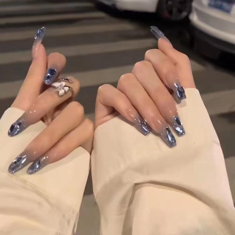 

High-End Long Wearable Fake Nails with Inlaid Diamonds – New Xiaohongshu Trend