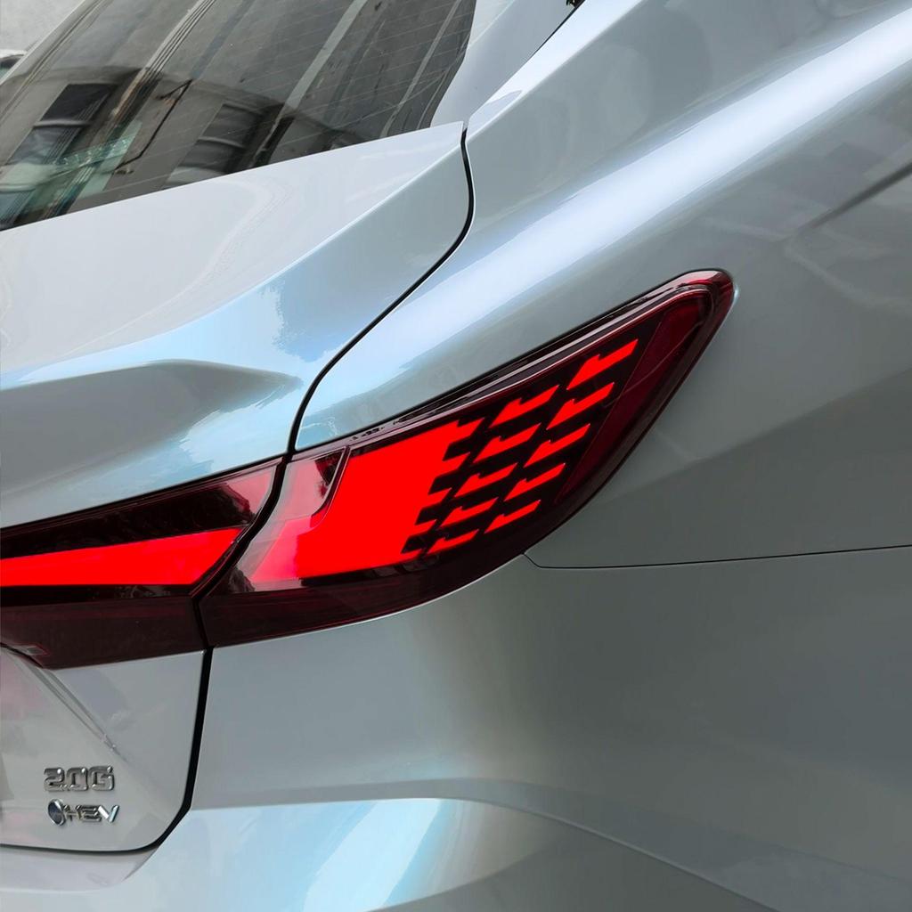 Compatible with 2024-2026 Camry 9th Gen: Continuous Taillights & LED Sequential Turn Signals Retrofit Kit.