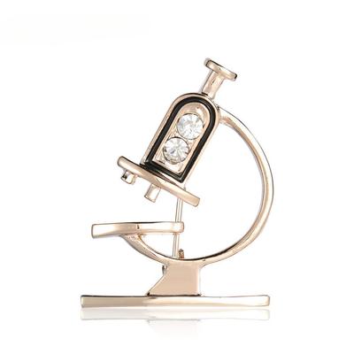 Instrument de știință Biologie Microscop Forma Broșă Moda Nou Design Pin