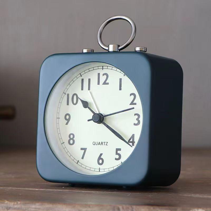 Fashionable Simple Metal Retro Small Alarm Student Clock Bedroom Bedside Mute Alarm Clock Can Be Hung or Placed Alarm Clock