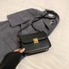 Women's bag women's 2025 new fashion simple messenger bag shoulder small square bag