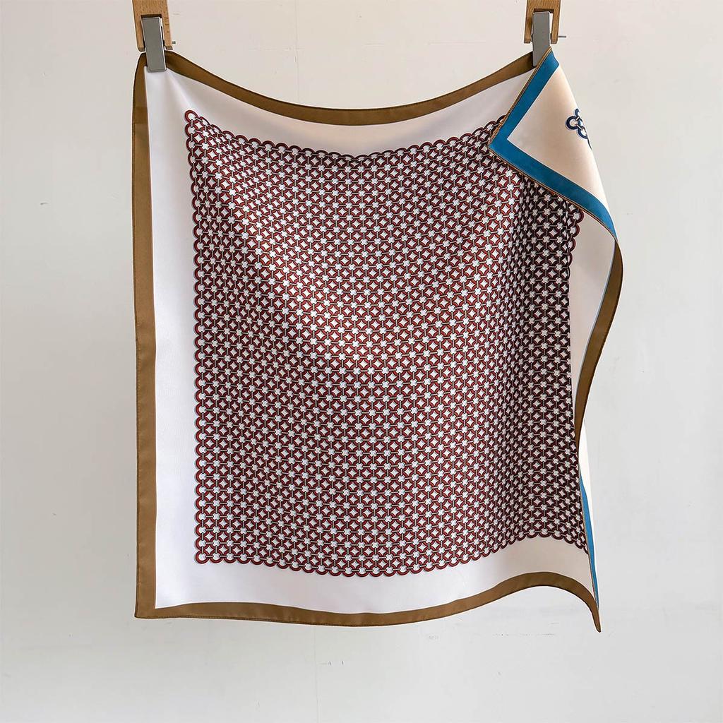 New double-sided silk scarf splicing fashion new versatile neck professional scarf popular recommendation trend