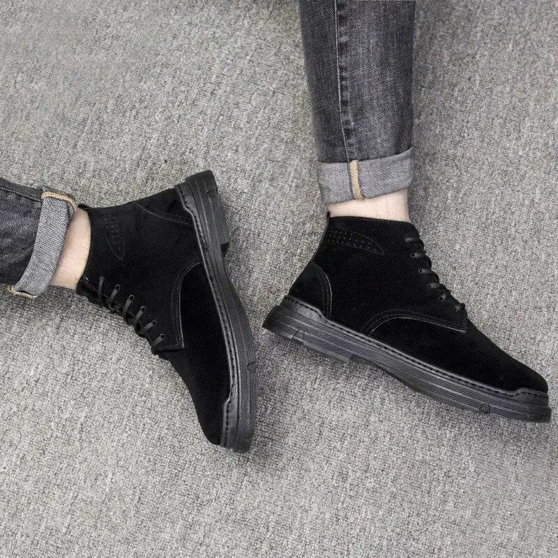 Klassiske vintagestøvler for menn Trend Utendørs High Top Mote britiske korte støvler Reise Fjellklatring Fritidssko