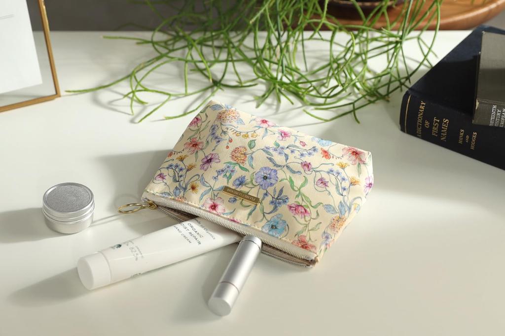 DDintex FLORET LONDON BASIC Pouch, Battersea Blooms, Cream, 15 X 10.5 X 4.5cm [Liberty Print]