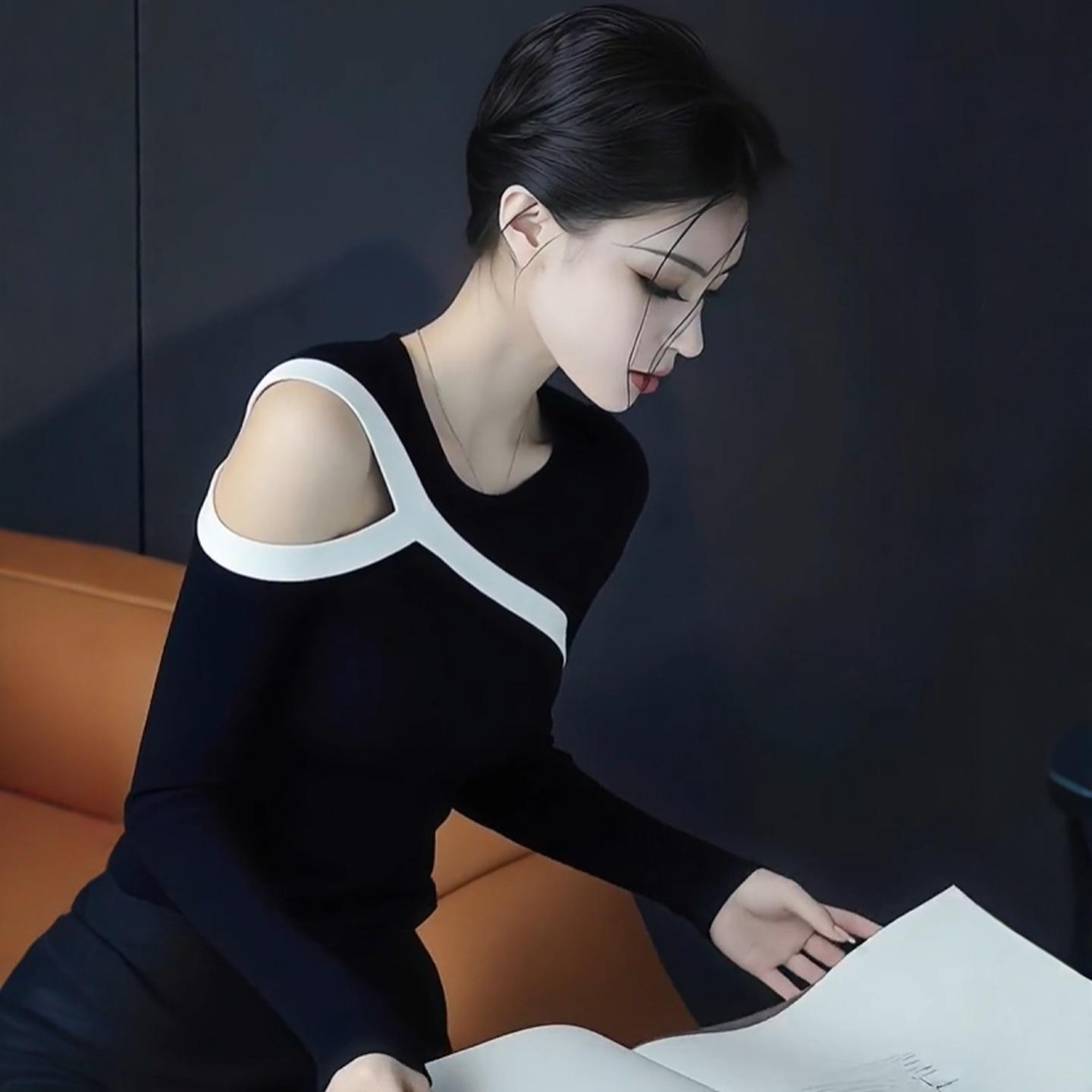 

2025 Women s Korean Black Contrast Off-Shoulder Knit Top - Stylish and Unique Early Autumn Design Small чёрный