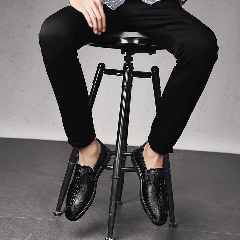 

Мужская деловая повседневная обувь ручной работы из кожи, новая модная повседневная обувь из коровьей кожи, лоферы на плоской подошве 38 чёрный