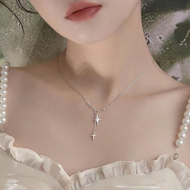 New Arrival Trendy Stylish Trend Unique Fine Temperature Color Changing Butterfly Necklaces Women Jewelry Gathering Gathering Present GiftFashion