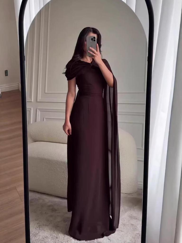 Elegantes Europäisches und Amerikanisches Ärmelloses Winter-Abendkleid in Schlanker Passform 2026