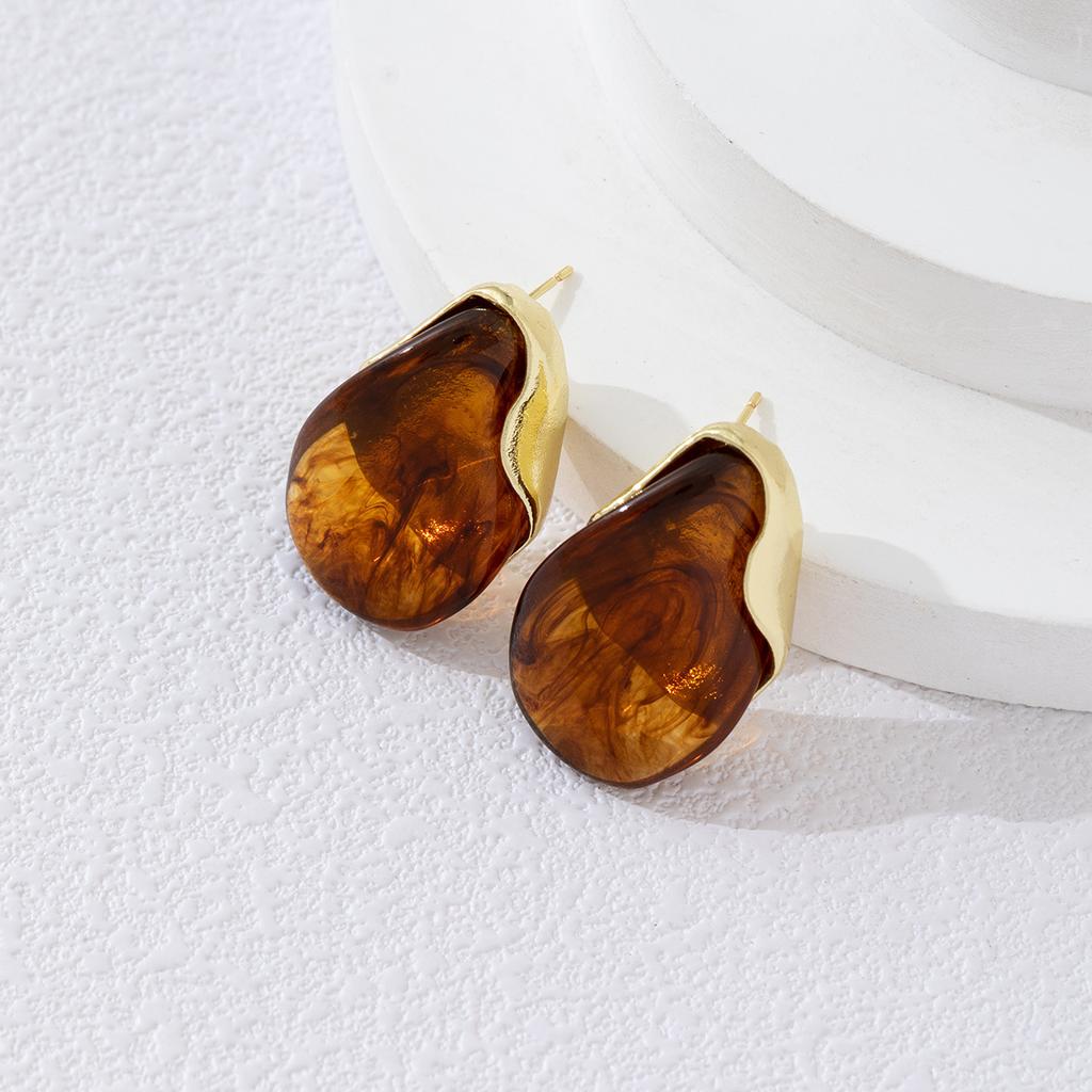 Amber Resin Irregular Water Droplet Shape Stud Earrings for Women Niche Design Metal Splice Earring Fashion Jewelry