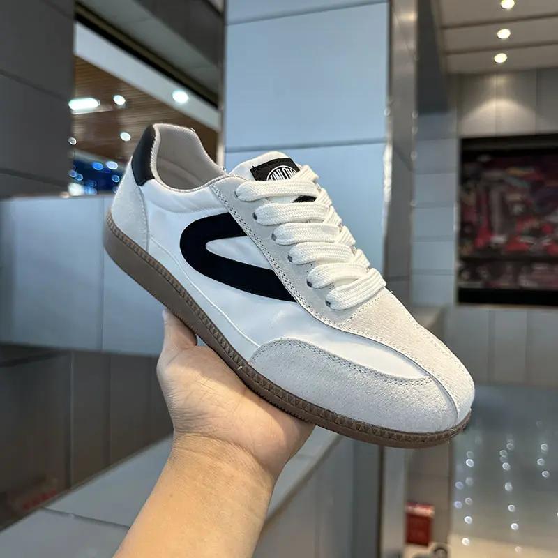 Fashion Maden 2025 Spring New Retro Casual Shoes for Men White Low Top Sports Tennis Shoes Outdoor LaceUp Footwear Designer Sneakers