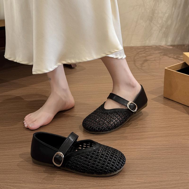 2025 Women's Mary Jane Shoes Round Toe Flat Sole One-length Strip Mesh Woven Hollow Shoes French Retro Summer Breathable Sandals