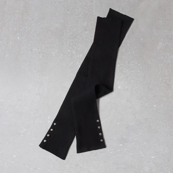 Fev_Button leg warmer(black)_DFLAA25509BLK