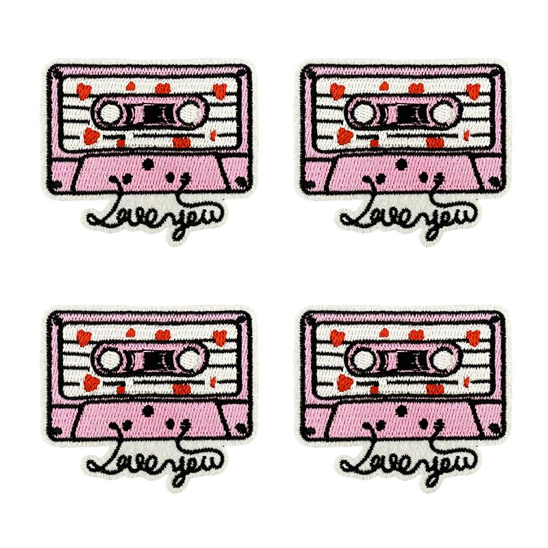10pcs /Lots Trendy Pattern Letter Slogans Embroidery Patch Diy Pink Cartoon Couple Patch Iron On Patches Sew Stickers Badge Decor 