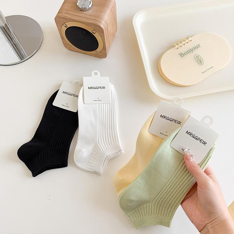 Female Spring and Summer Pure Color Pure Cotton Shallow Mouth Student Short Tube Socks