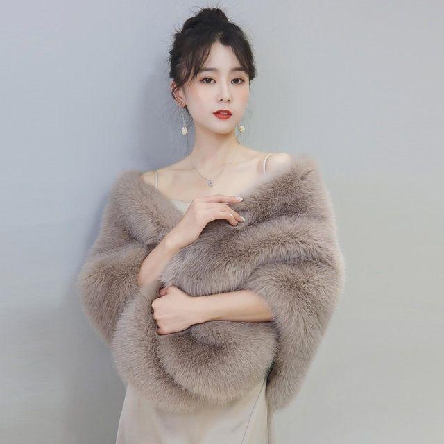 Wedding Shawl Women's Autumn and Winter Fox Fur Cape Jacket Thickened Wedding Dress Cheongsam Outside Party