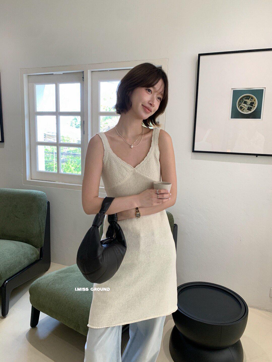 I MISS Elegant V-neck Knit Camisole Dress - Korean Style, 2026 Spring Layered Design One Size