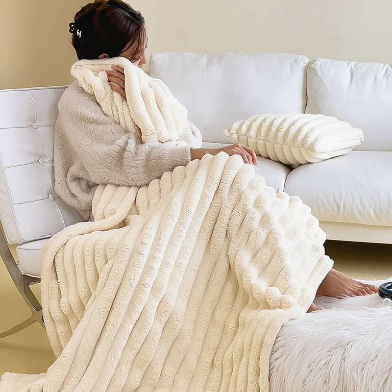 Office Nap Blanket With Solid Color Striped Design For Spring Autumn Relaxation