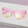 Trendy Heart-shaped Sunglasses for Women Retro Fashion UV Protection Lightweight Eyewear Ideal for Beach Party Festival Vacation