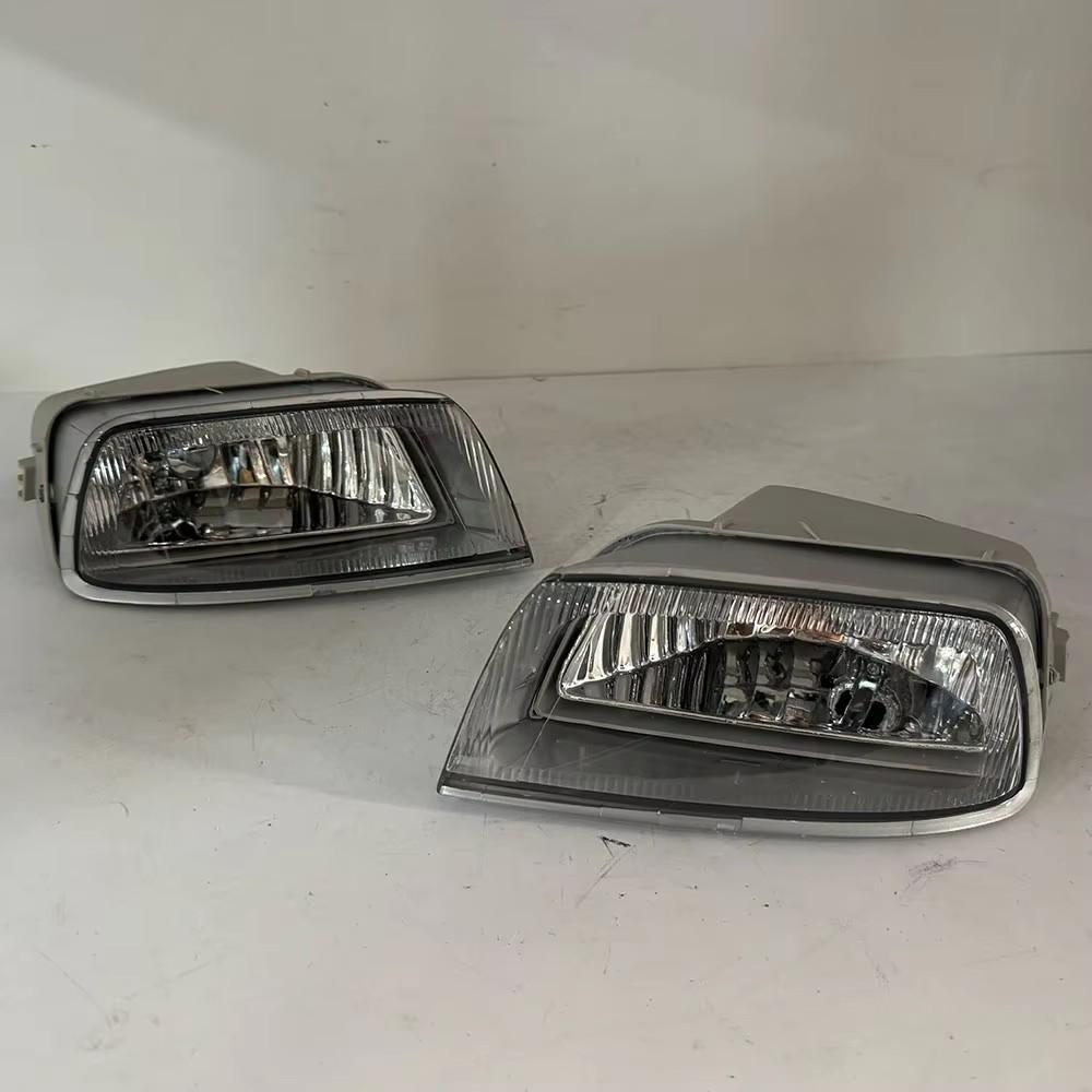 

Пара ламп противотуманных фар для Toyota Corona Premio At240 2004 2005 Дневные ходовые огни A Pair 20-428