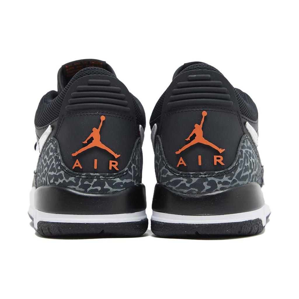 Baskets Air Jordan Legacy 312 Low GS Noir Blanc Orange Sécurité Enfant Gris Loup CD9054-018