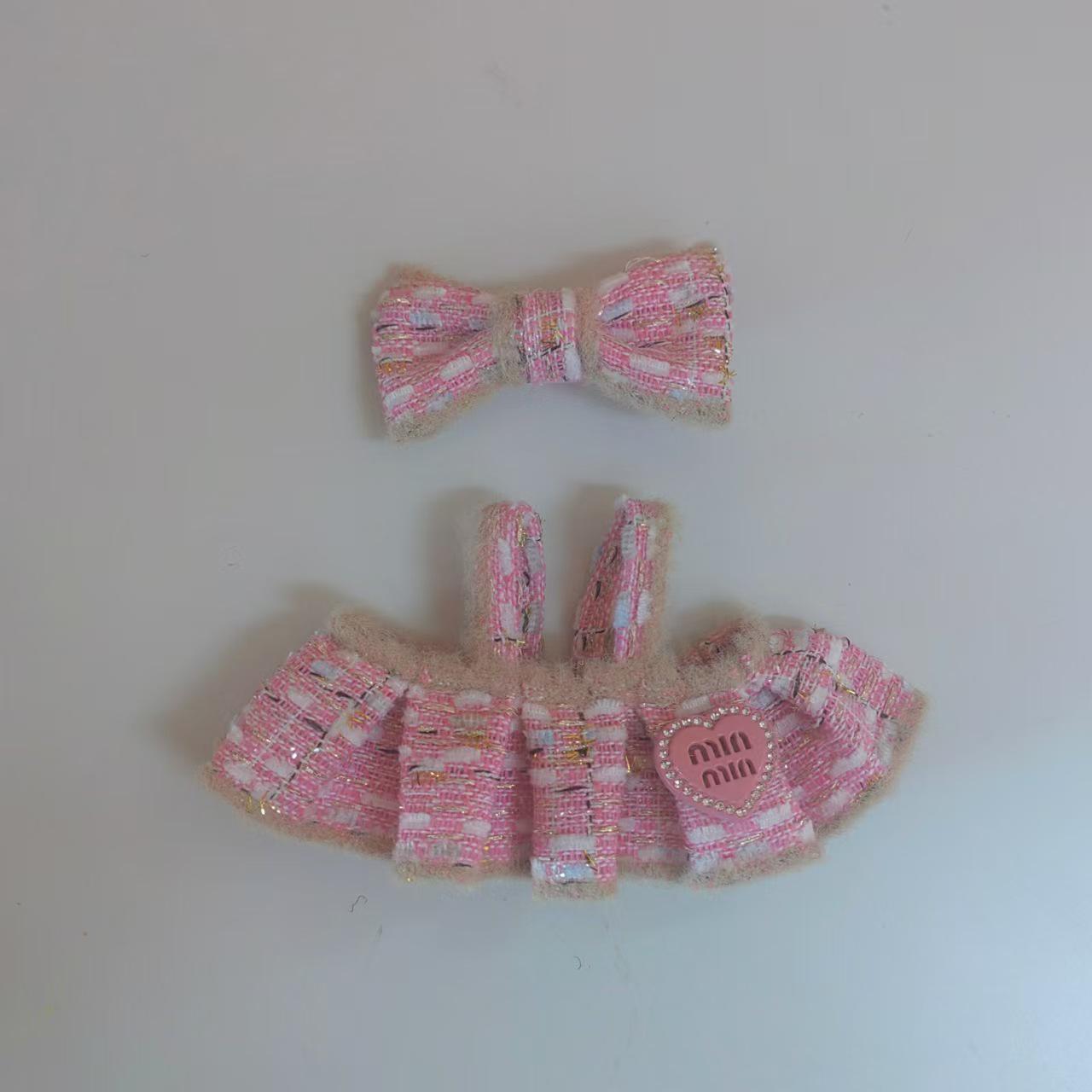 

Набор одежды Labubu Blind Box: Комбинезоны и футболки на тему ароматов для сочетания. 17CM Labubu Size