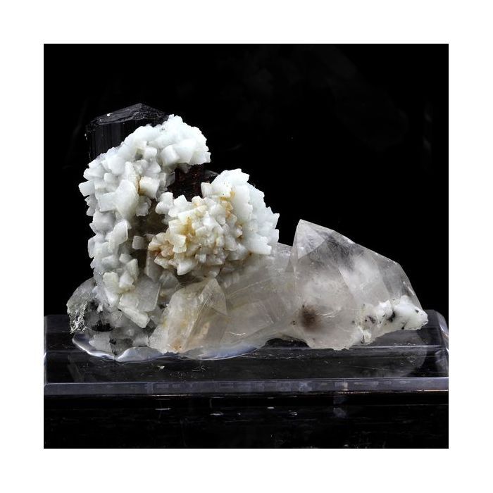 Pierres et Minéraux. Grenat, Tourmaline, Albite, Quartz.. 1381.0 ct. Gilgit-Baltistan, Pakistan.