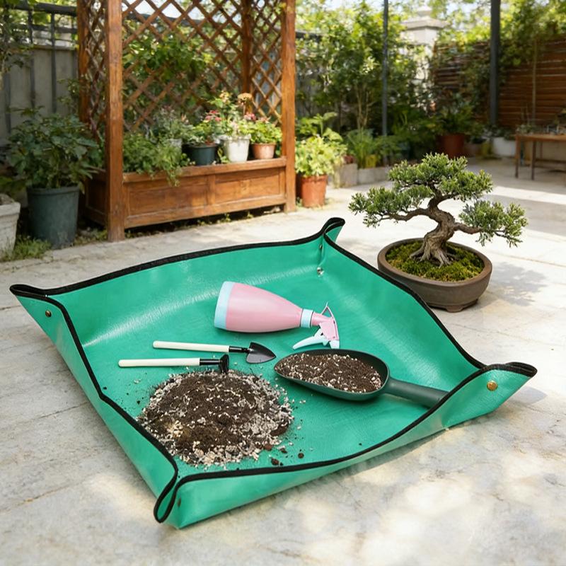 Waterproof PE Gardening Mat for Balcony Planting & Repotting