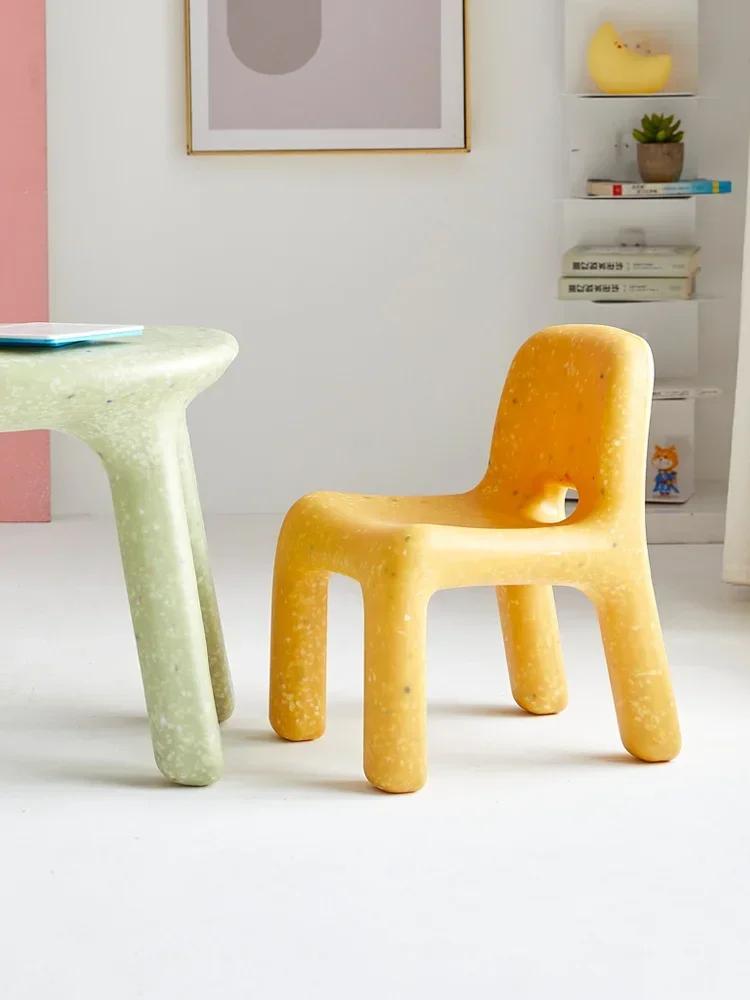 Nordic Girl Table And Chair Furniture Plastic School Writing Small Desk Creative Design Living Room Study Table Desks