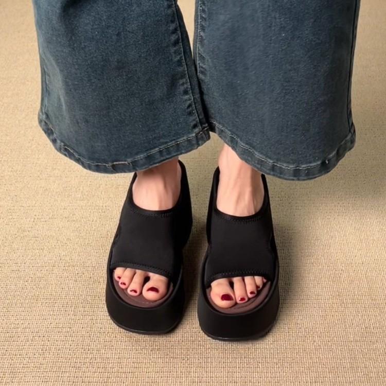 

Thick bottom heightened thick bottom muffin slippers women s slope heel holiday beach cool slippers 35 чорний