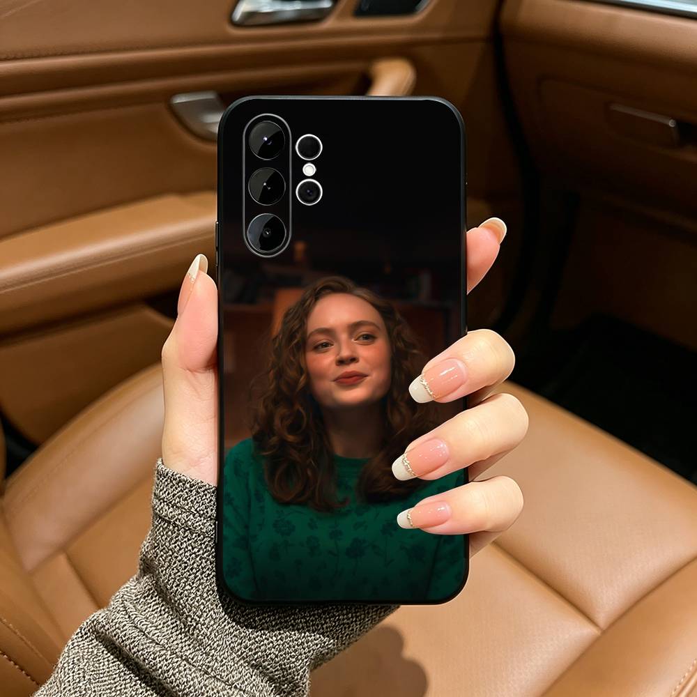 Hit Drama Actress -S-Sadie Sink Black Soft Silicone Phone Case for Samsung Ultra S25, S24, S21, S22, S23, S30, Plus, FE, Lite