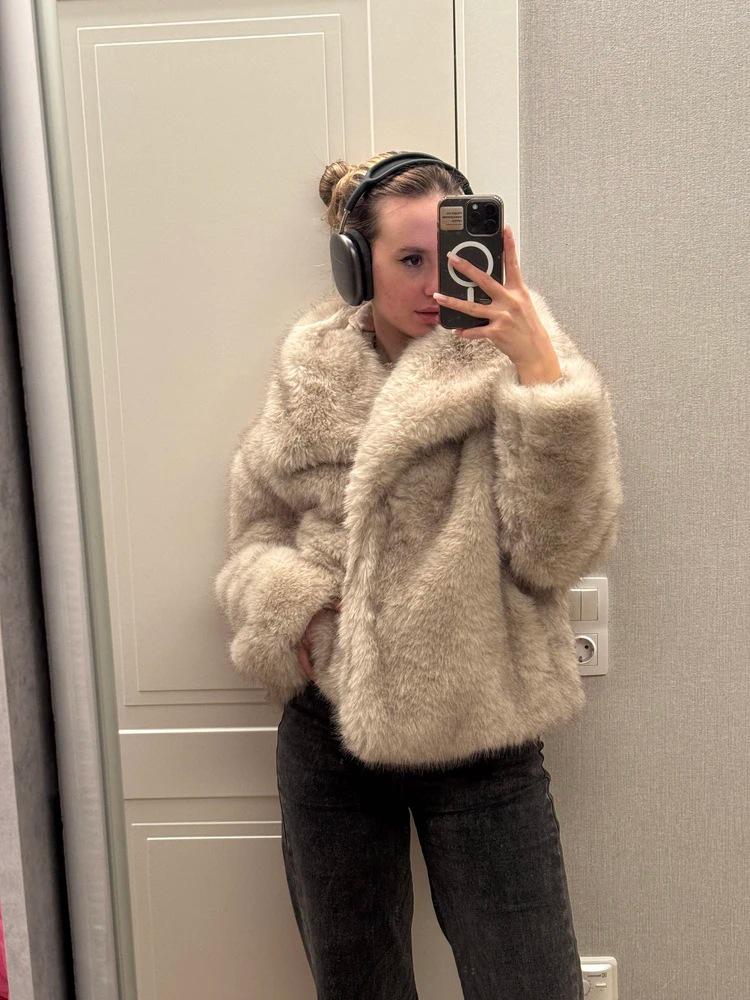 Women's Fluffy Tipped Fox Faux Fur Coat - New Fashion for Autumn/Winter