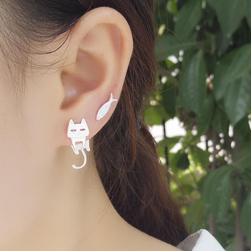 Asymmetric Two Piece Hanging Cat & Tiny Fish Shape Silver Stud Earrings Minimalist Cartoon Animal Ladies Casual Accessories