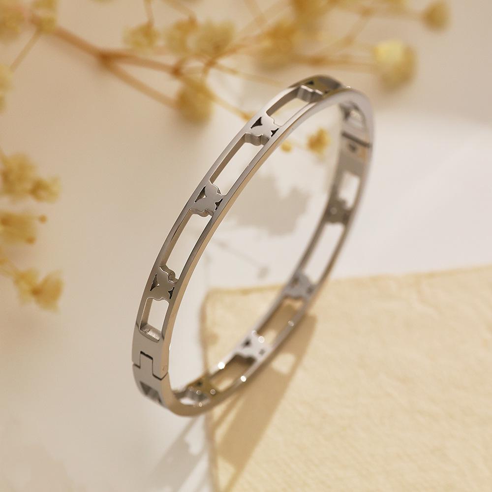 18K Gold Plated European Stainless Steel Hollow Butterfly Bangle