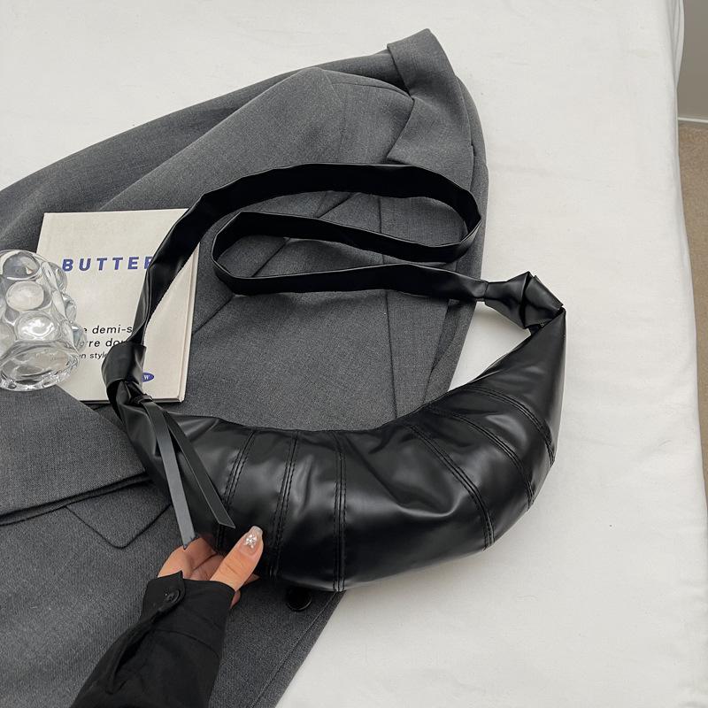 Niche Design Splicing Single Shoulder Croissant Bag Messenger Bag Versatile Ins Dumpling Bag 2025 New Croissant Bag