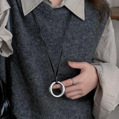 Fashion Casual Geometric Circle Pendant Necklaces for Women Simplicity Long Sweater Chains Neckalces Daily Jewelry Accessories