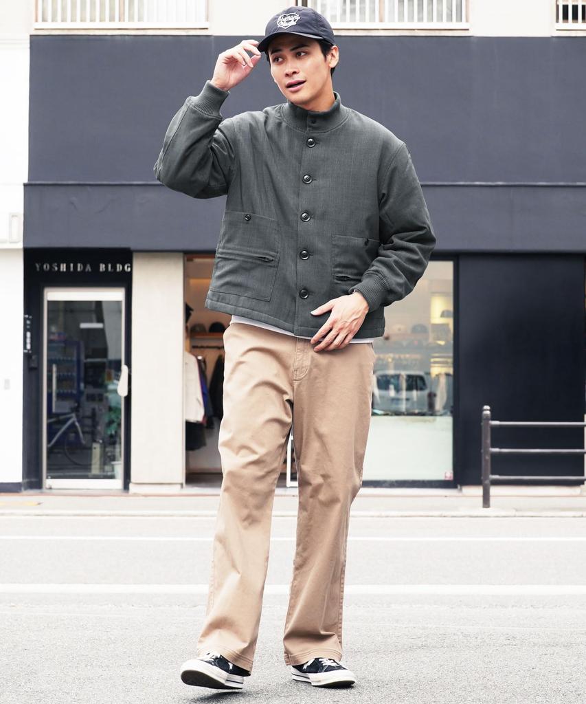 Shop Gepolsterte Rippenblouson Größe Anthrazit Kurz Trendig Daunen Einfach [JIGGYS SHOP] Ziggys M, Grau, Gepolstert, Fleecegefüttert, Warm, Länge, Multifunktion