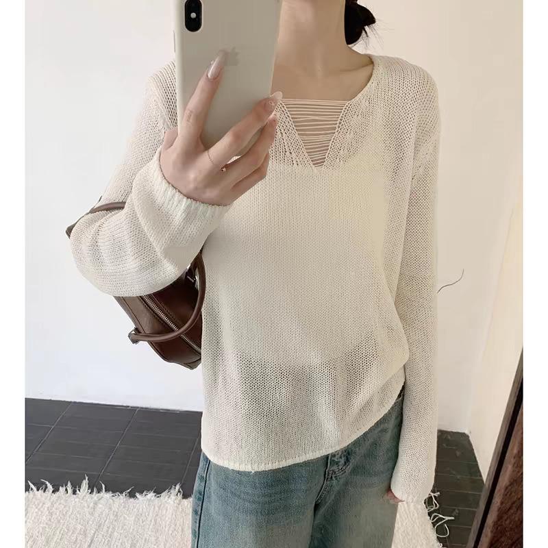 Spring new simple and light hollow casual versatile knitted sweater women's loose lazy long-sleeved top