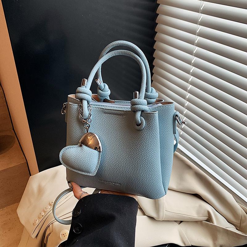 Hand carry high-end fashion bucket bag new trend casual shoulder bag versatile messenger bag