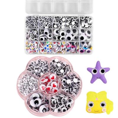 Panenky a plyšové hračky – Doplňky a oblečení pro panenky